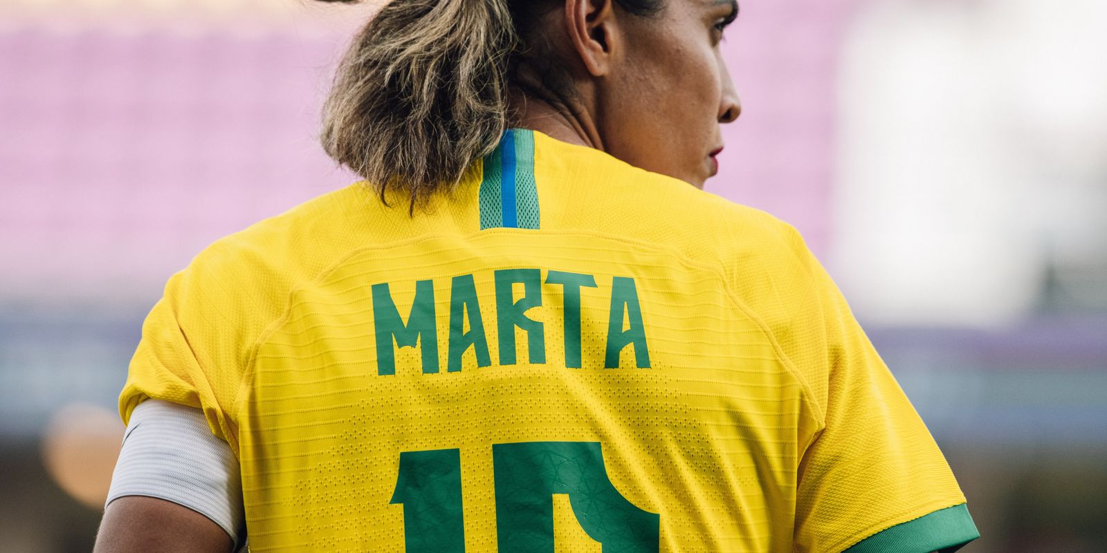Arthur Elias convoca seleção para amistosos contra o Japão