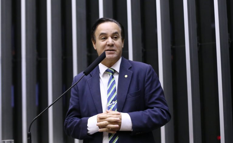Proposta suspende tributação sobre farelo e óleo de amendoim – Notícias