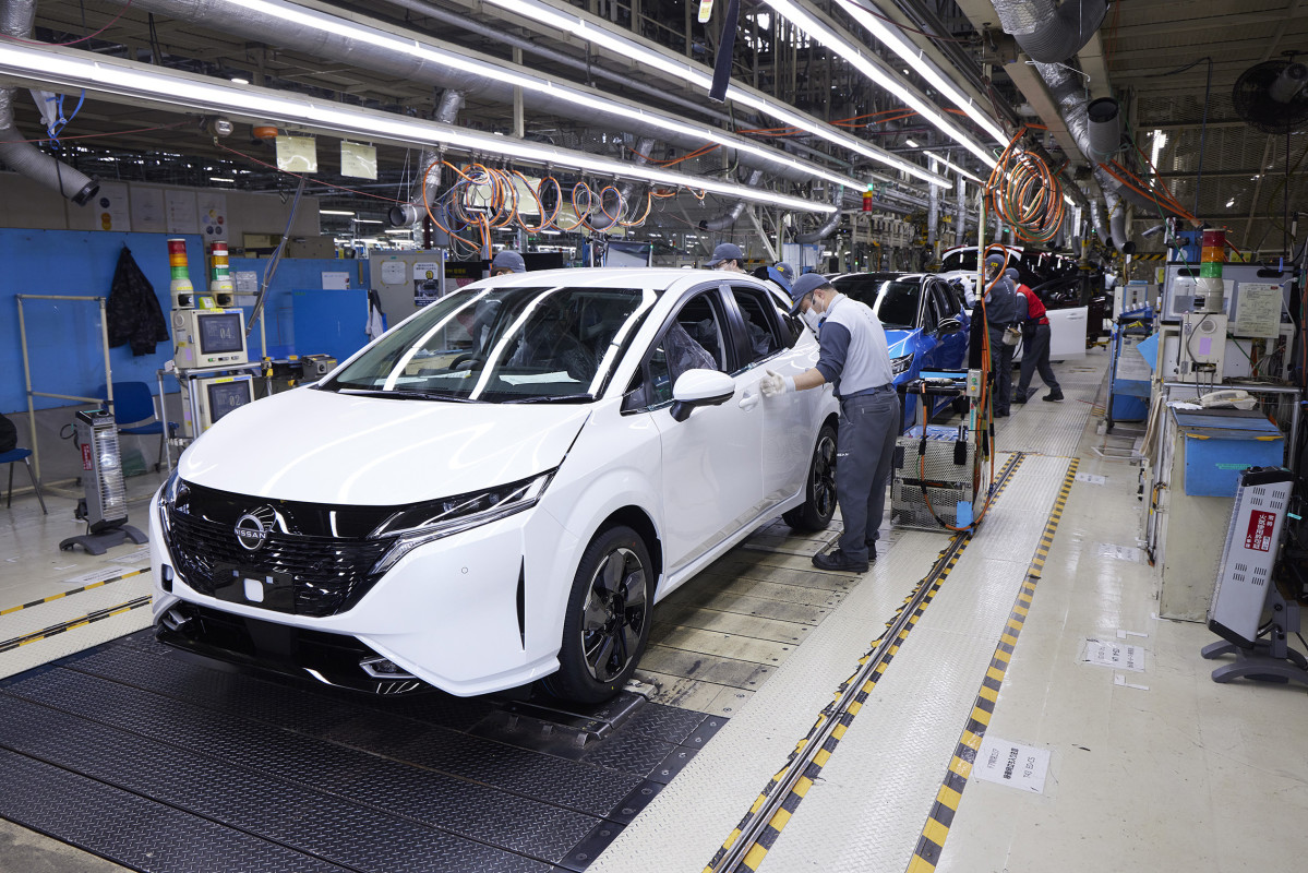 As autoridades japonesas imploram à Nissan para manter a fábrica local aberta