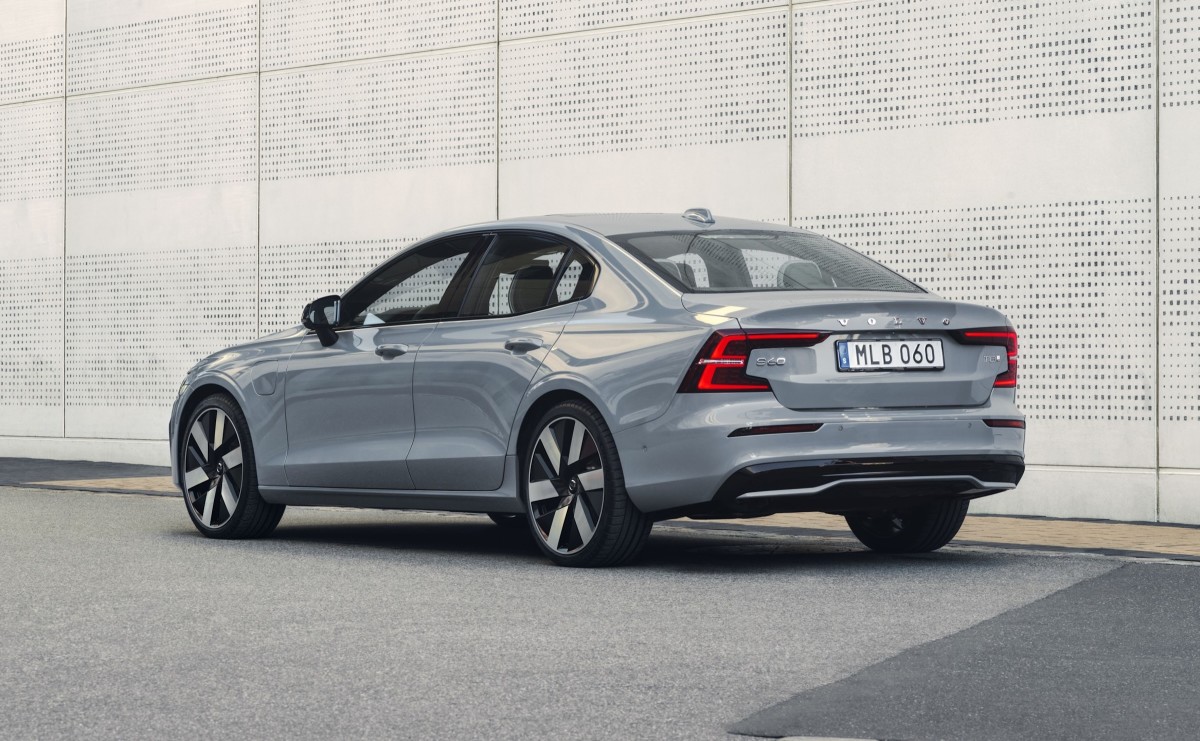 A Volvo lembra mais de 413.000 carros devido ao problema da câmera de backup