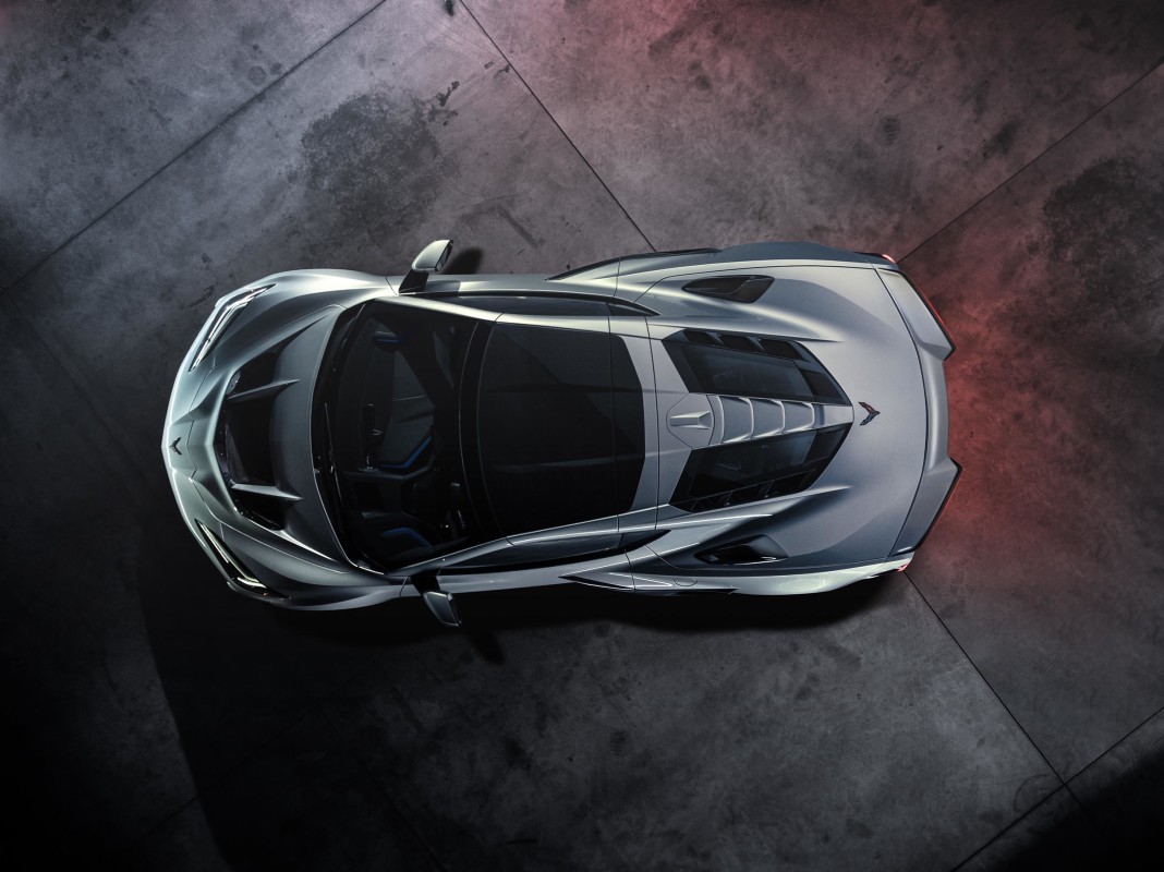 Como o Chevy Corvette ZR1X se apresenta contra os híbridos Lamborghini e Ferrari?