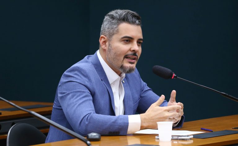 Comissão aprova projeto que facilita a regularização de área ocupada por entidade religiosa – Notícias