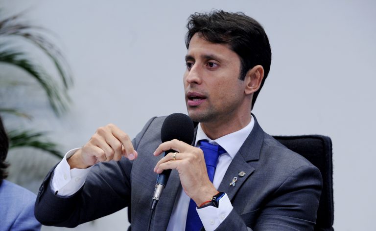 Projeto aprovado autoriza trabalhador com deficiência a usar FGTS para comprar carro – Notícias