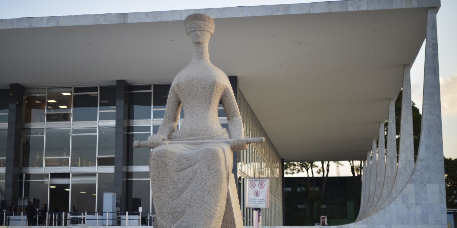 STF começa a ouvir nesta segunda réus do núcleo 1 da trama golpista