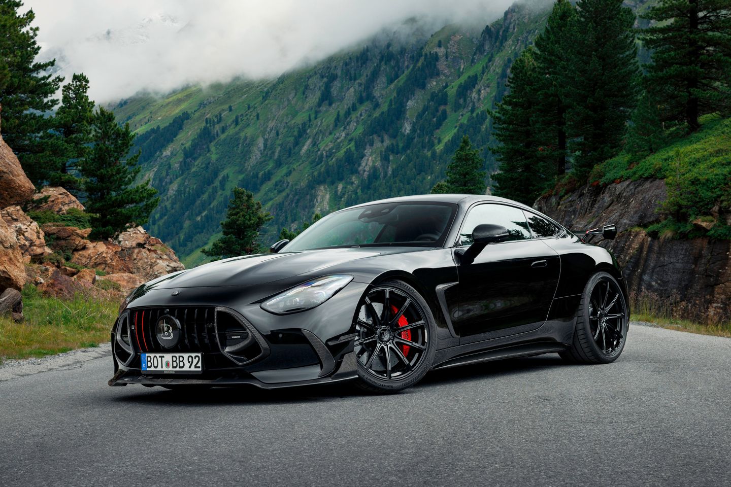 Brabus leva GT 63 além de 1000hp Thunderdome