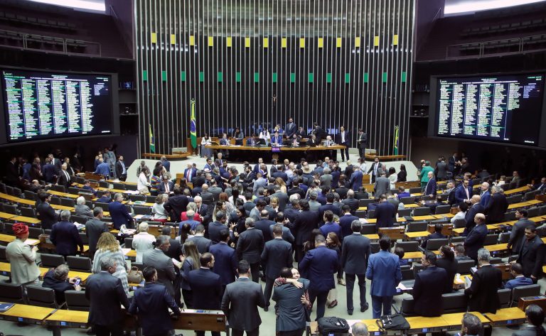 Reciprocidade tarifária e mudanças no licenciamento ambiental marcam votações da Câmara no 1º semestre – Notícias