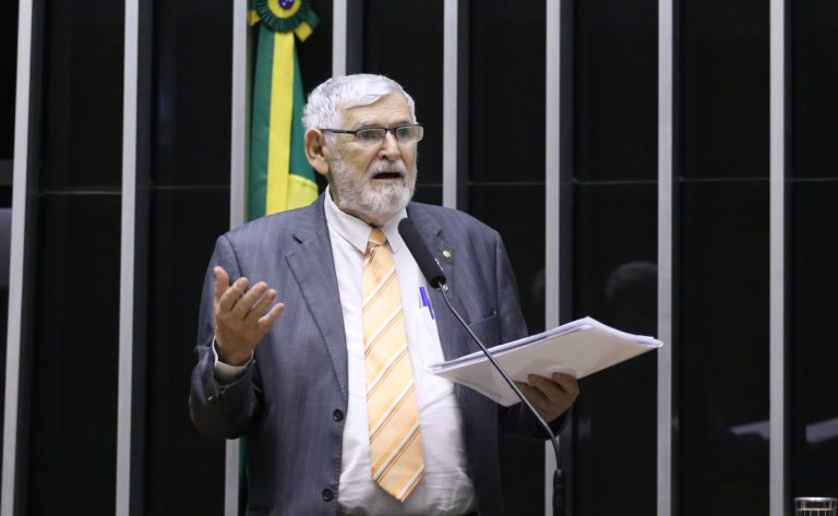 Câmara aprova projeto que facilita acesso do agricultor familiar ao benefício garantia-safra – Notícias