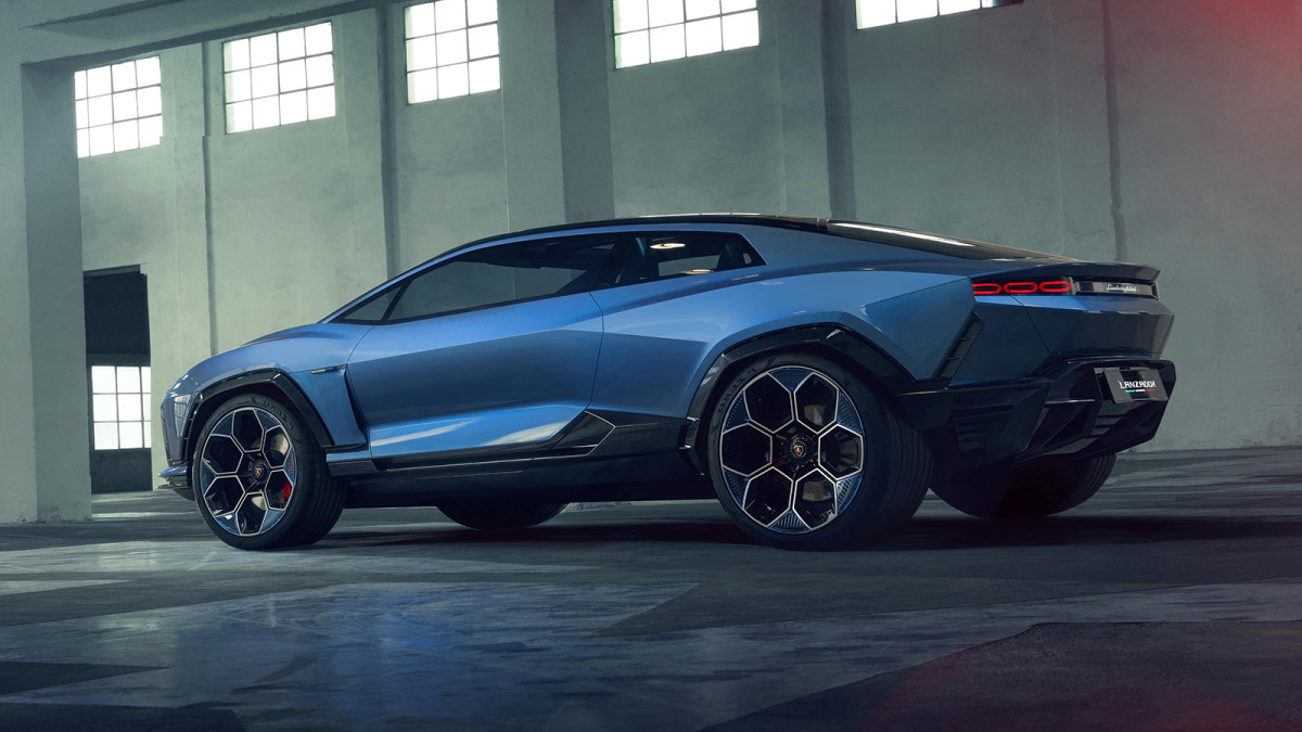 O primeiro EV de Lamborghini pode se tornar um híbrido em vez disso