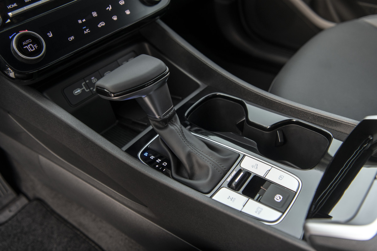 Hyundai mata automóveis problemáticos de dupla embreagem para dois modelos