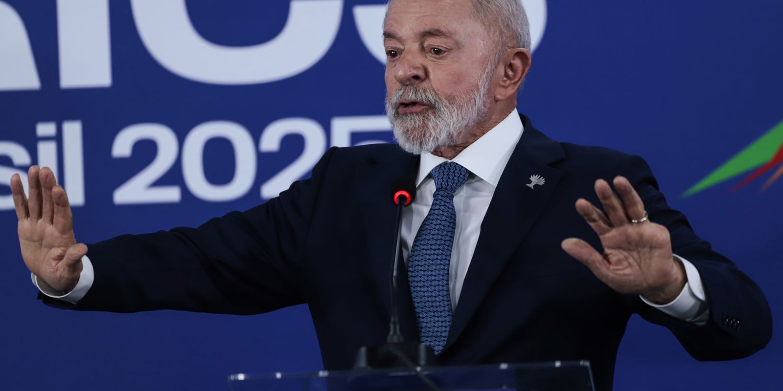 Lula diz que ameaça de taxação de Trump não preocupa nações do Brics