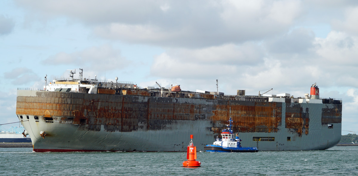 Proibição de EV no mar: o transporte gigante bloqueia carros elétricos por risco de incêndio