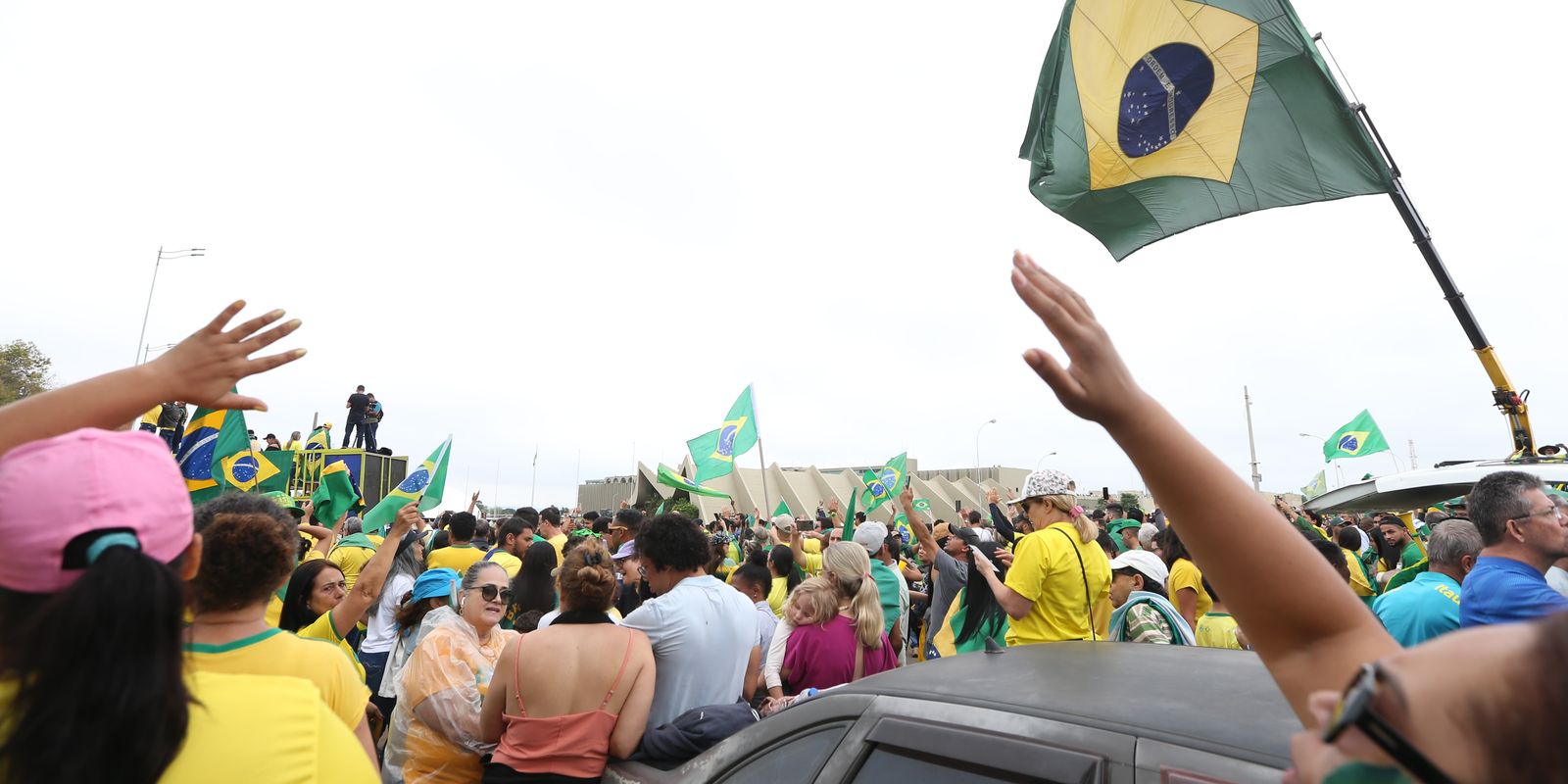 STF condena acusado de liderar acampamento golpista em Brasília