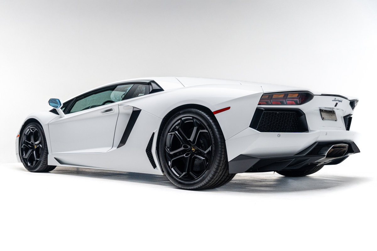 Lamborghini faz história, doa o primeiro Aventador dos EUA ao Museu