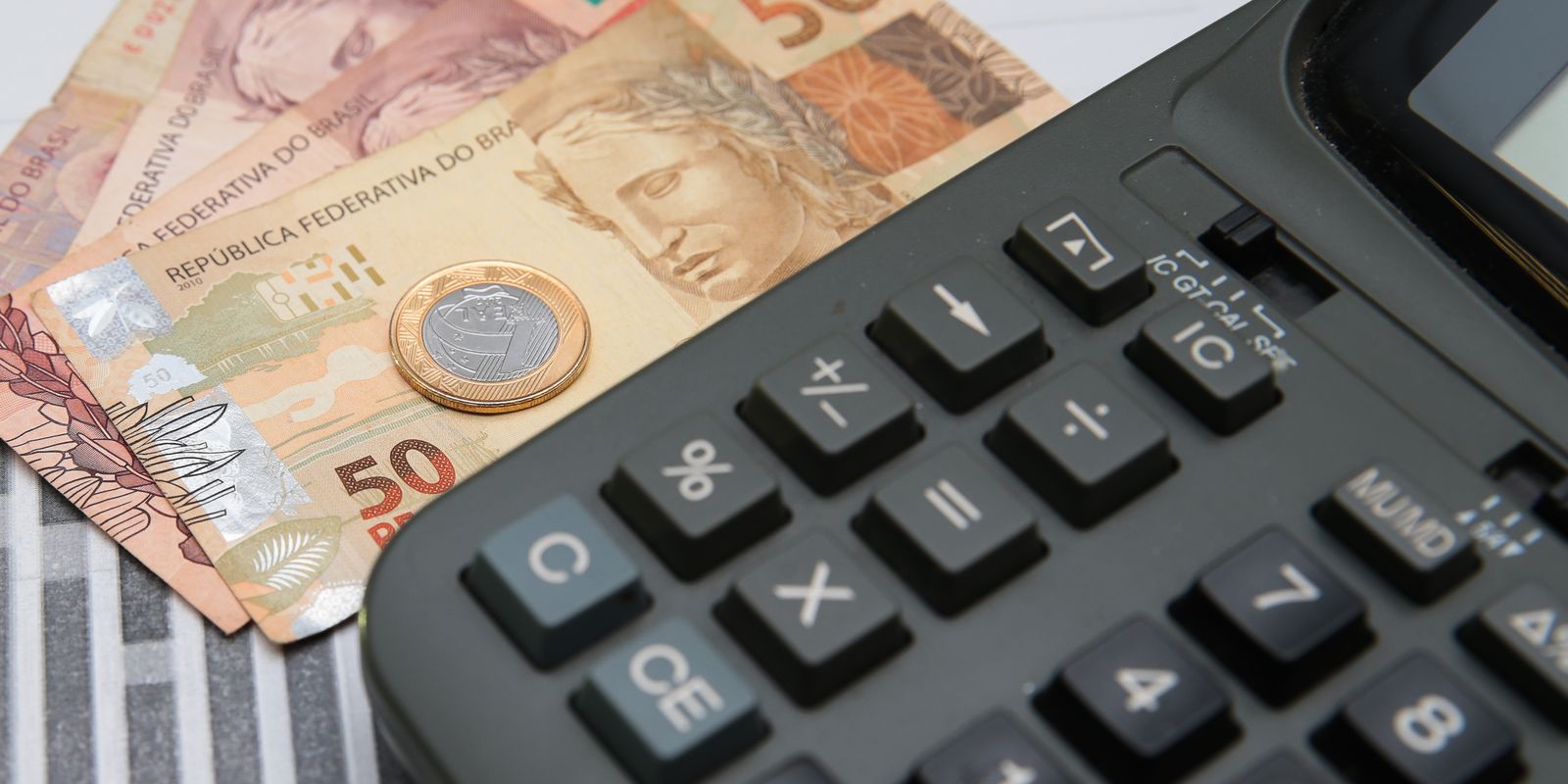 Orçamento de 2026 estima crescimento de 2,44% para economia