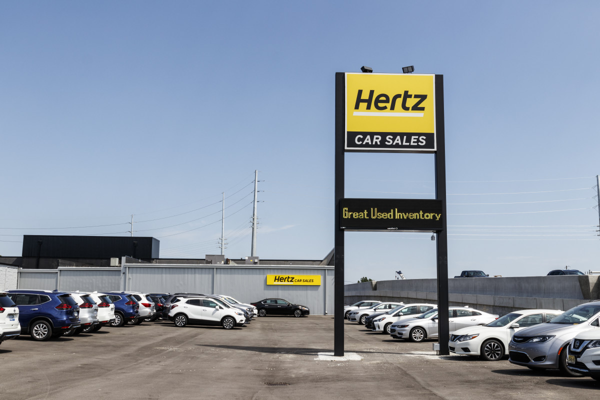 Agora você pode comprar carros usados ​​Hertz na Amazon