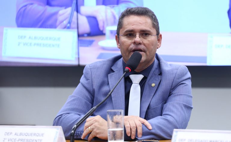 Comissão aprova isenção para biocombustíveis de espécies geneticamente modificadas – Notícias