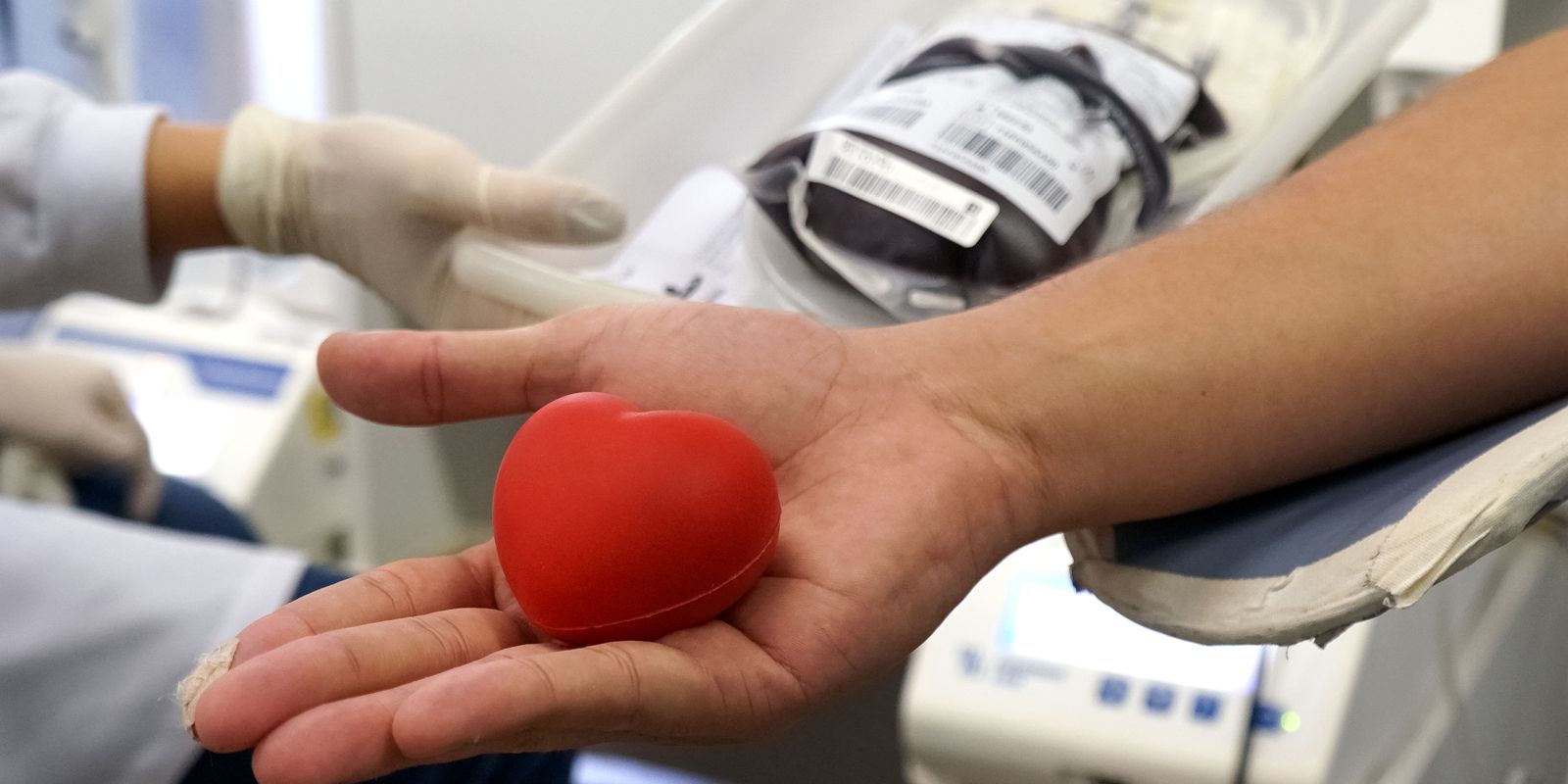 Rio inaugura hemocentro para atender população do interior do estado