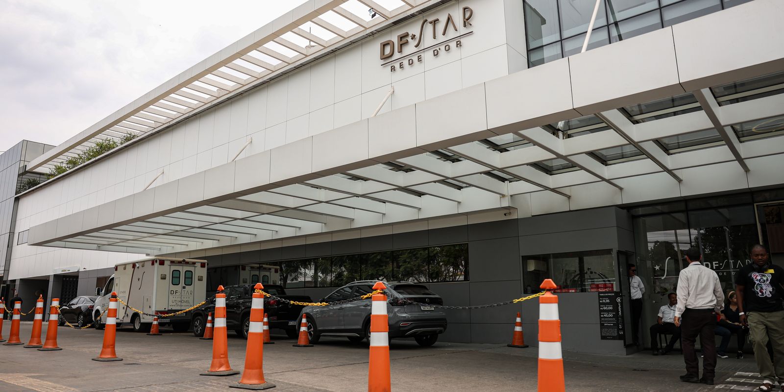 Bolsonaro melhora após hidratação e tratamento medicamentoso
