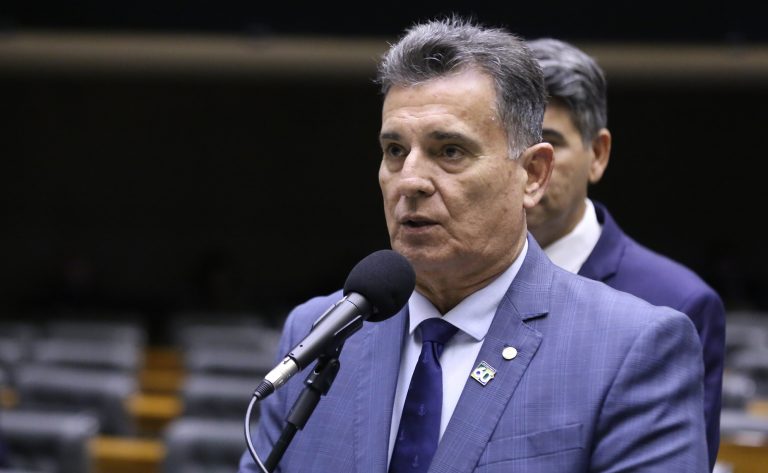 Comissão aprova manutenção de benefícios sociais para trabalhadores safristas – Notícias