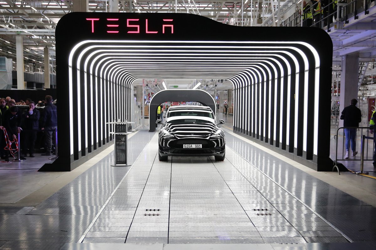 Aposta arriscada de Tesla: aumentar a produção européia enquanto perde a participação de mercado