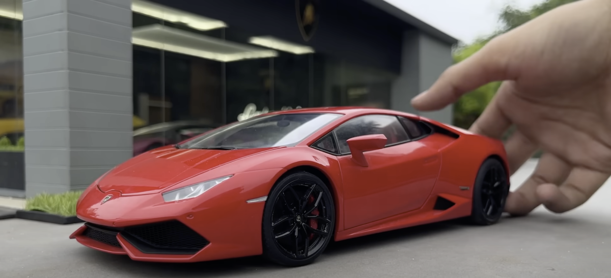 Esta concessionária Lamborghini é de 1/18 – e você pode realmente comprar os carros