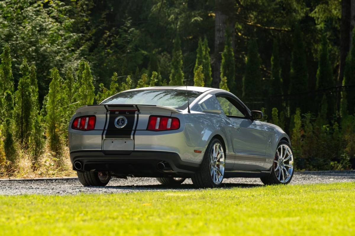 2010 Ford Shelby GT500 Super Snake à venda com 4.000 milhas estrelado em Deadpool 2