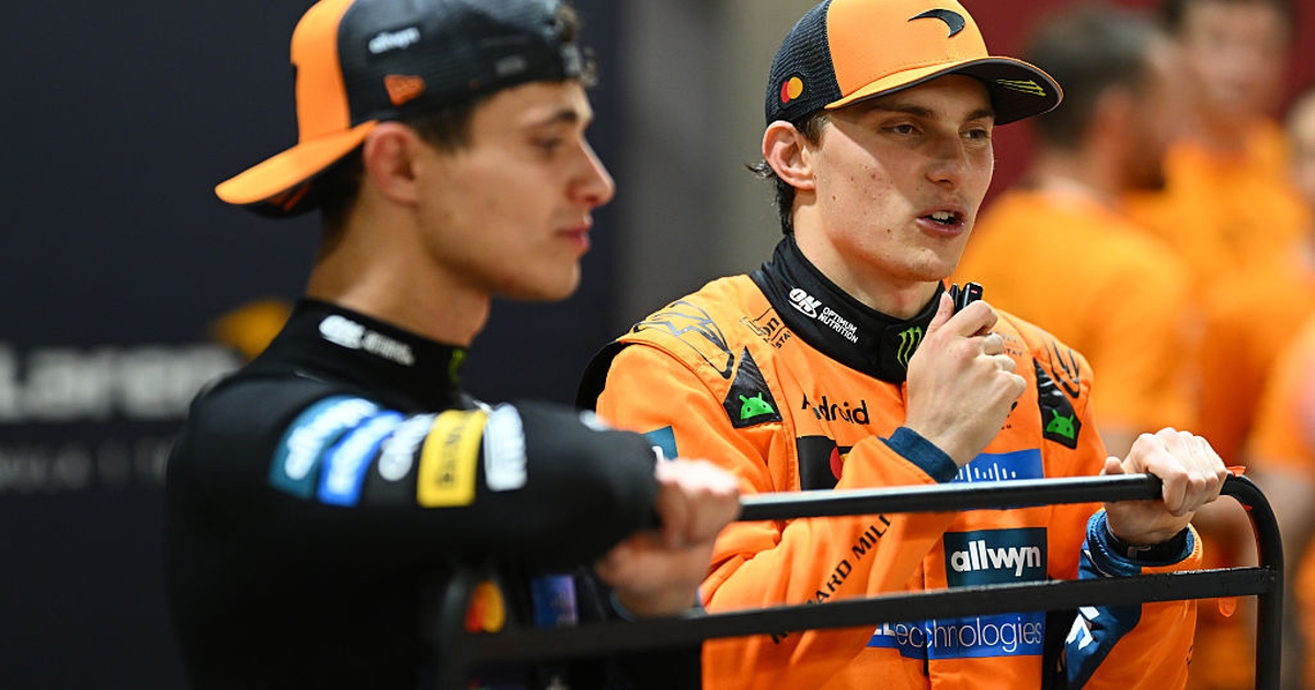 McLaren sai de Cingapura, malabarismo e triunfo