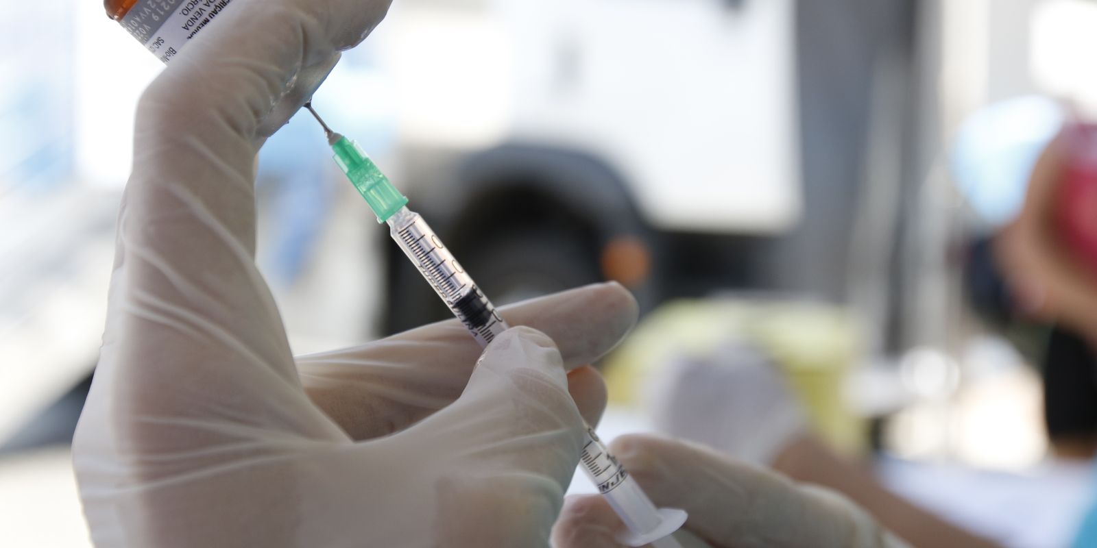 Campanha Nacional de Multivacinação começa hoje em todo o país