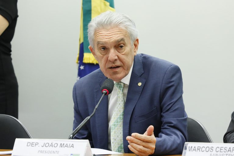 Comissão aprova obrigação de obras licenciadas adotarem medidas de prevenção de desastres – Notícias