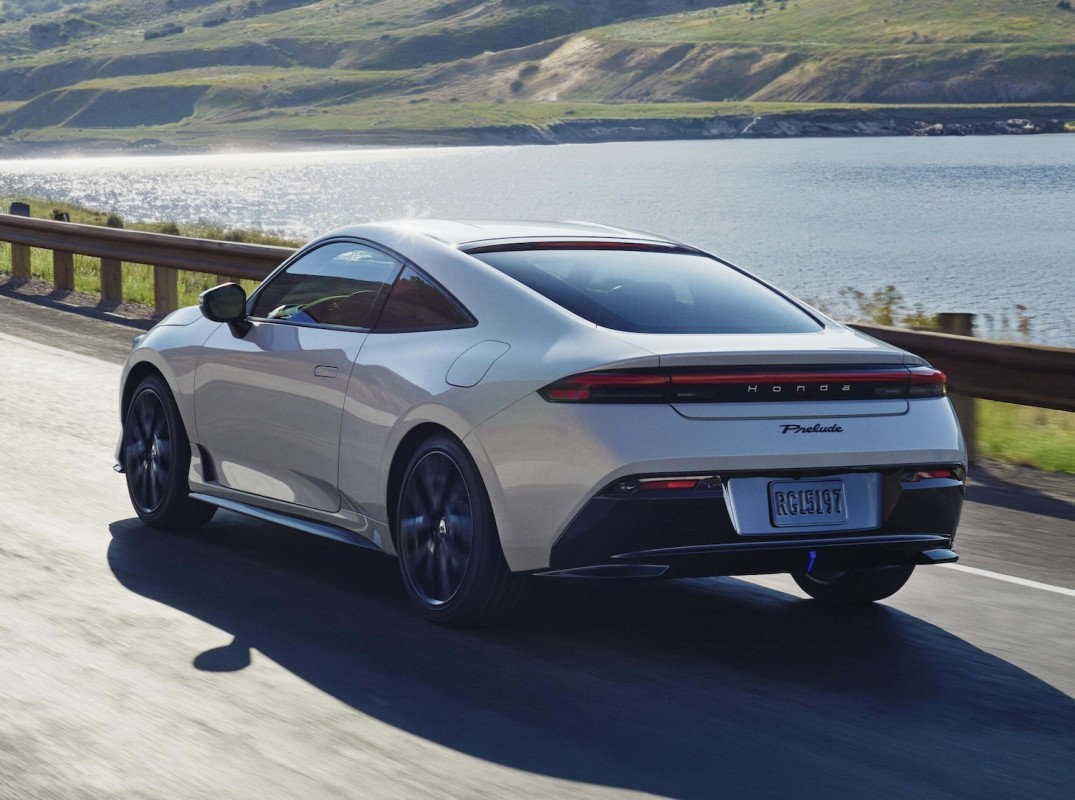 Honda traz a nova tecnologia híbrida de desempenho do Prelude para o Civic