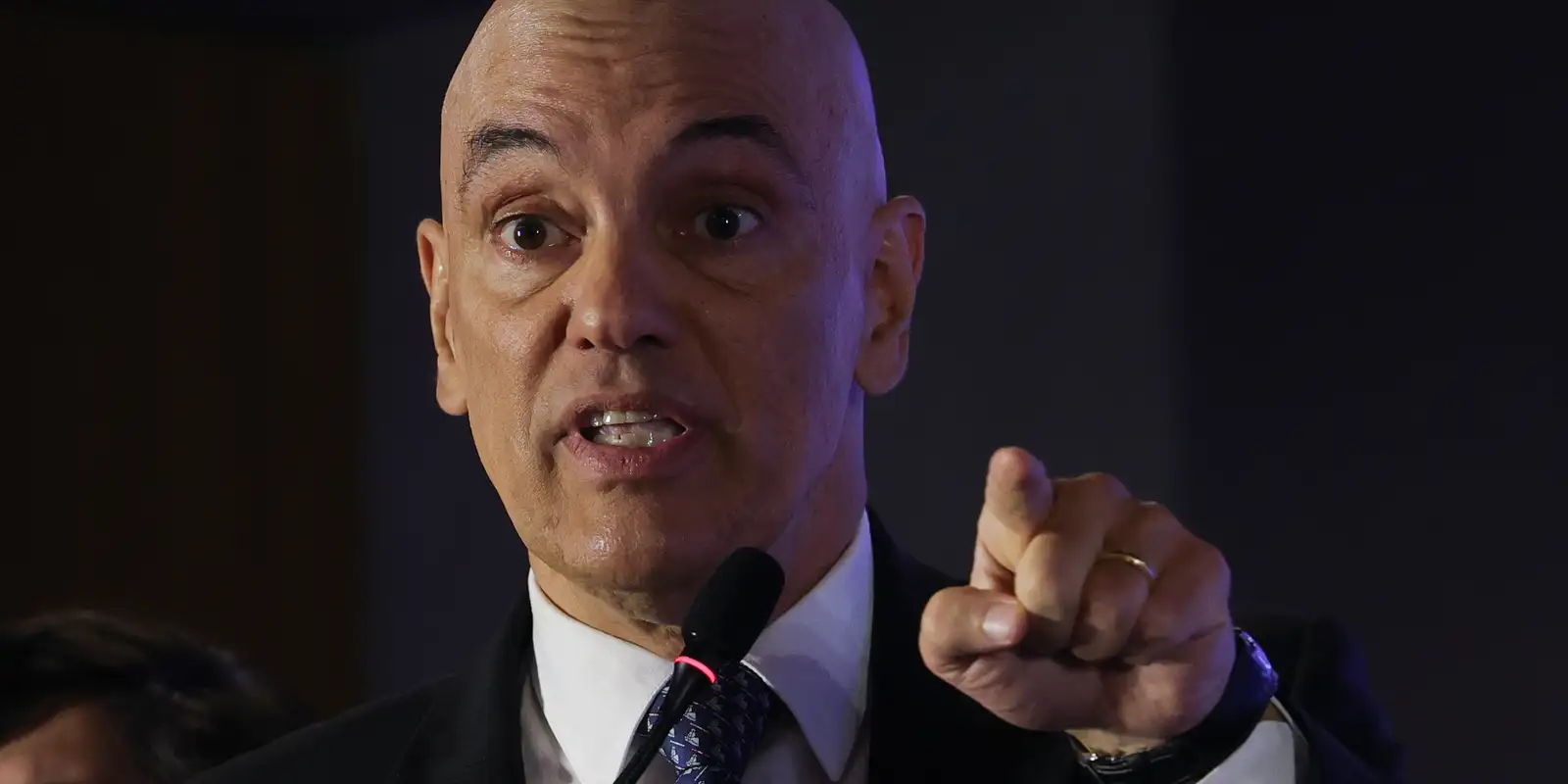 “Verdade prevaleceu”, diz Moraes sobre fim de sanções