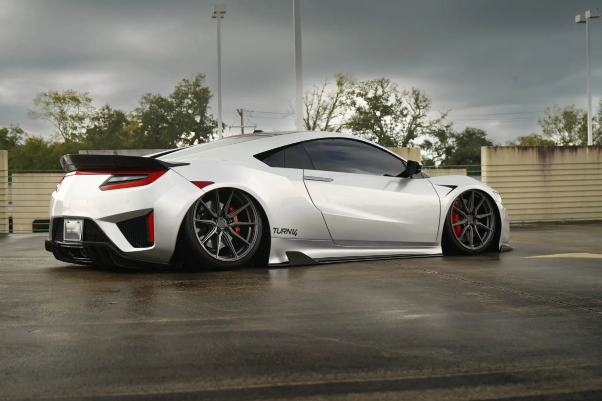 Você não pode mais comprar um novo Acura NSX – mas este de 956 milhas está à venda