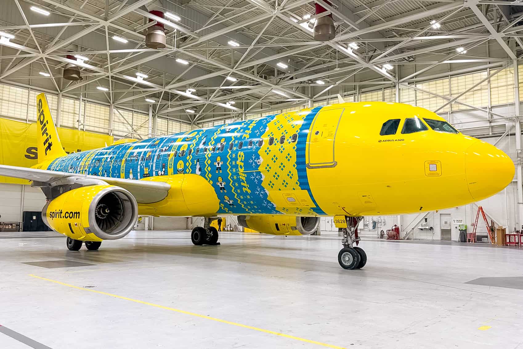 Avião de Natal da Spirit Airlines traz uma dose bem-vinda de alegria aos céus