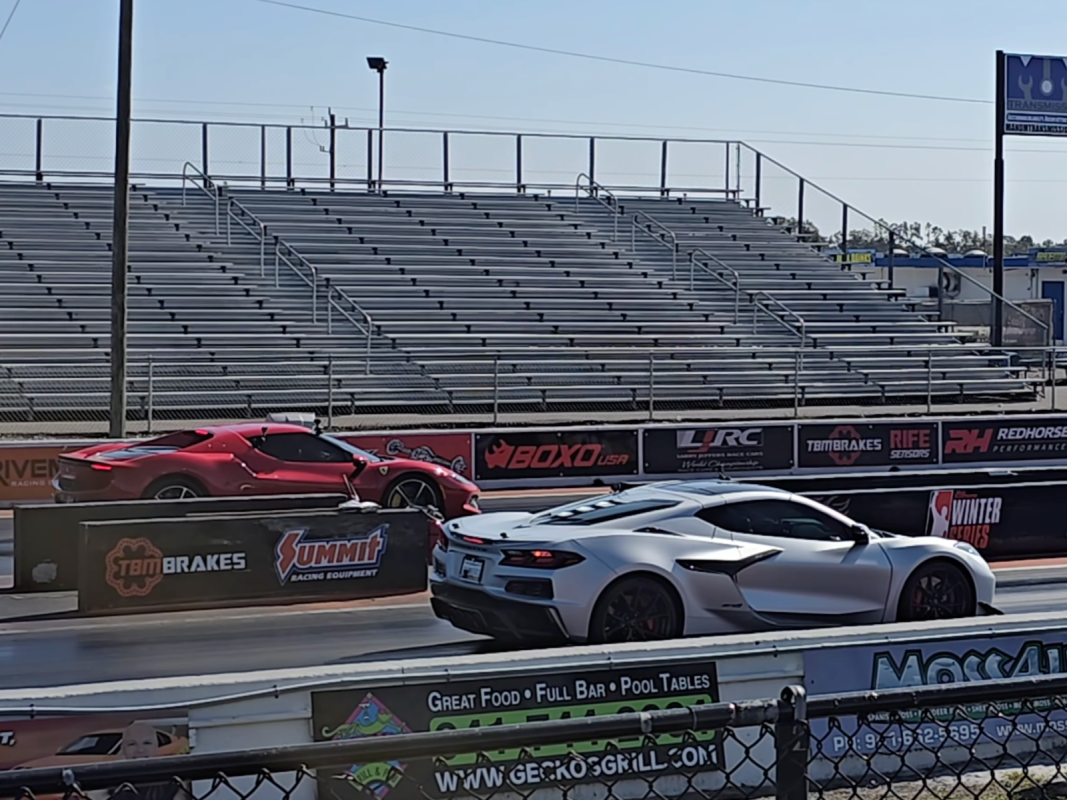 Corvette ZR1 vs Ferrari 296 Drag Race torna a diferença de preços difícil de ignorar