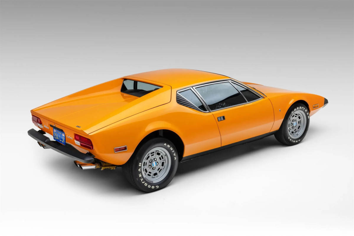 Este De Tomaso Pantera L de 4.900 milhas 1973 pode ser o melhor que ainda está à venda