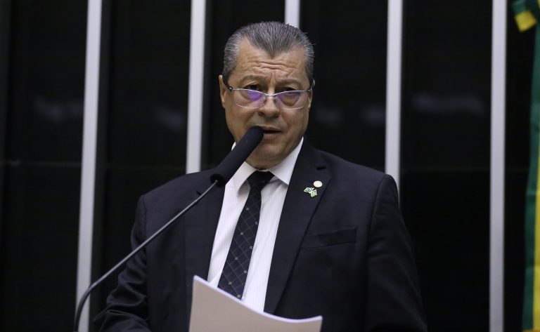 Comissão aprova inclusão da podologia na lista de serviços sujeitos ao ISS – Notícias
