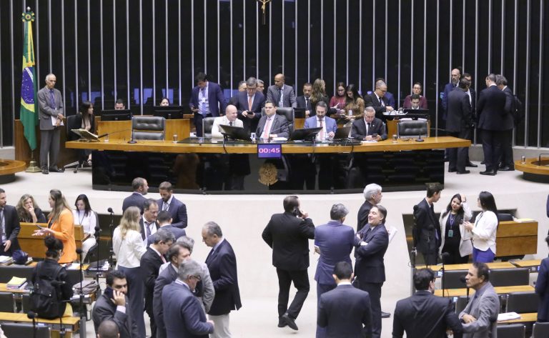 Votação do Orçamento de 2026 é adiada para a tarde – Notícias