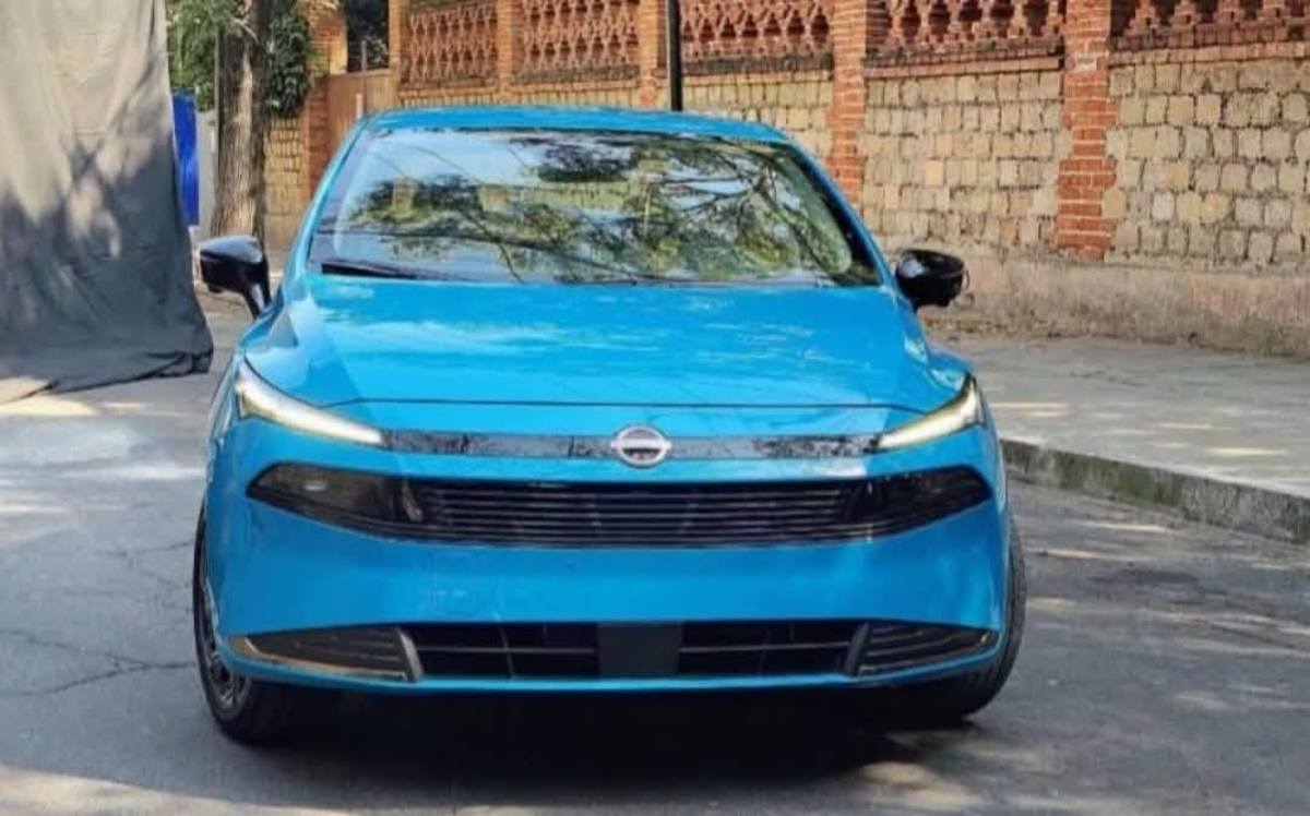 VAZADO: Novo Nissan Versa parece um bebê Murano