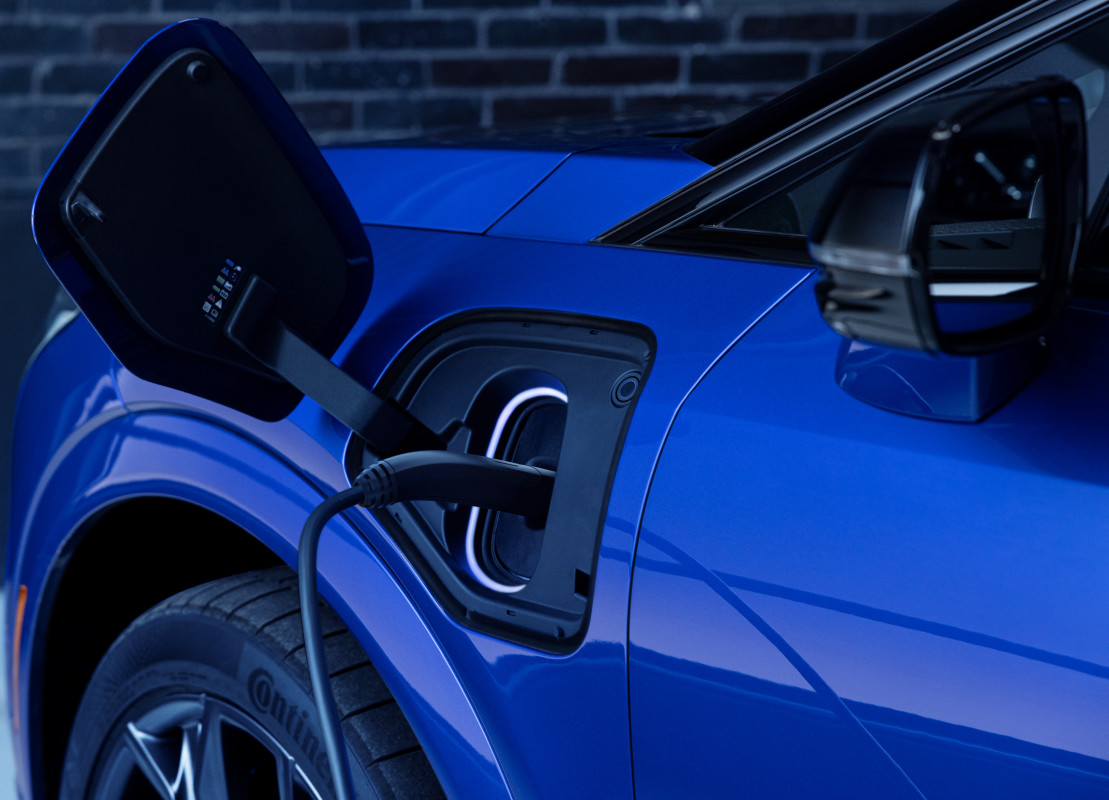 GM acaba de tornar o carregamento de EV muito mais fácil para proprietários de Chevy, Cadillac e GMC