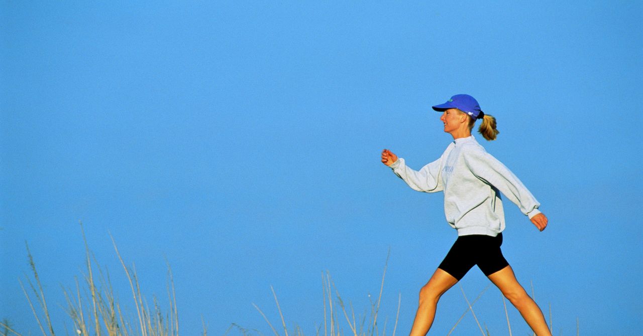 Veja quanto tempo você deve caminhar todos os dias para prevenir dores nas costas