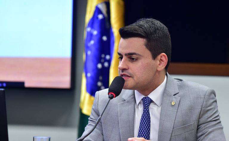Comissão aprova incentivo para energia renovável em novas construções – Notícias
