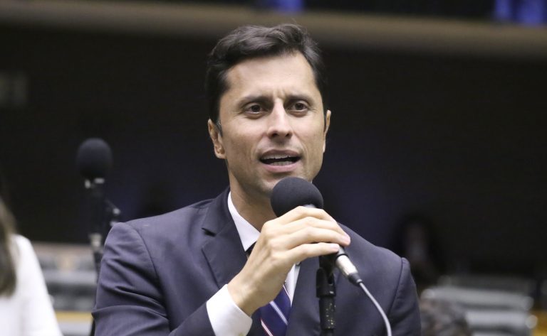 Comissão aprova dedução integral de gastos educacionais de pessoas com deficiência no Imposto de Renda – Notícias