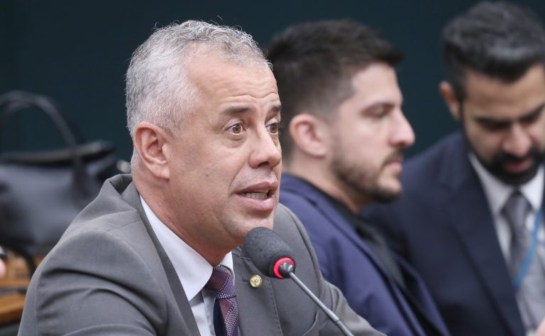 Comissão aprova suspensão de exigência em pedidos de desembargo de áreas rurais – Notícias