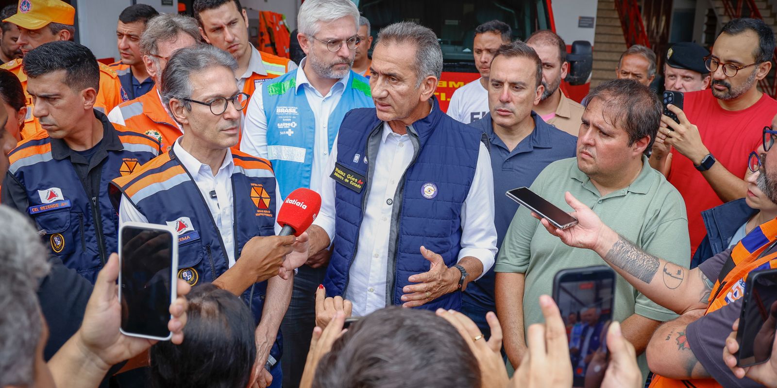 Minas Gerais: prioridade é resgate e auxílio a vítimas, diz ministro