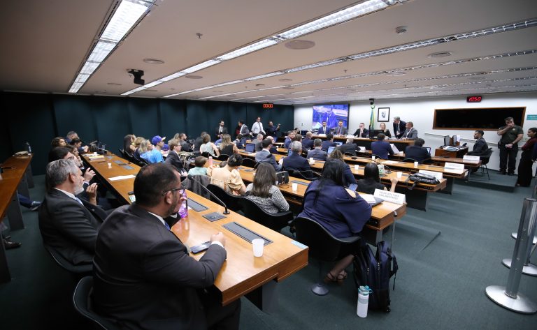 Conselho de Ética pode votar nesta quarta parecer preliminar sobre denúncia contra Lindbergh Farias – Notícias