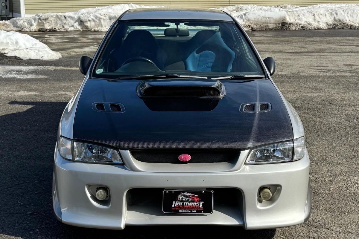 Este raro Subaru WRX STI é ainda mais raro que o 22B