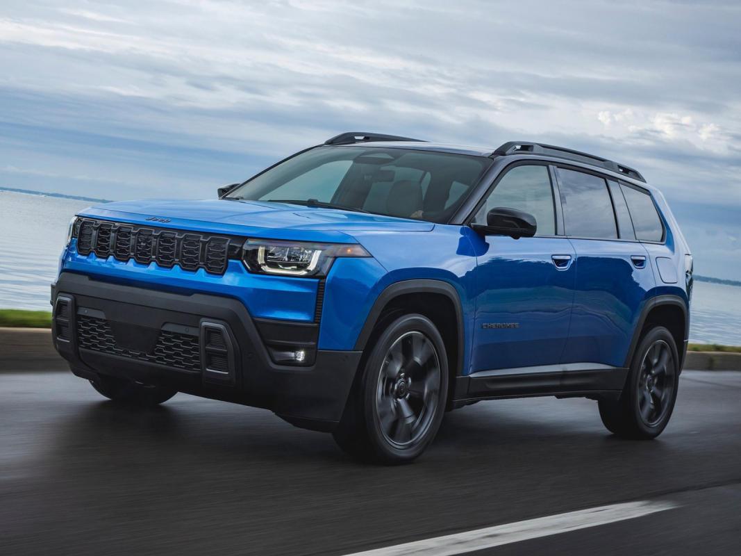 Novo Jeep Cherokee Hybrid pode usar tecnologia Toyota Hybrid