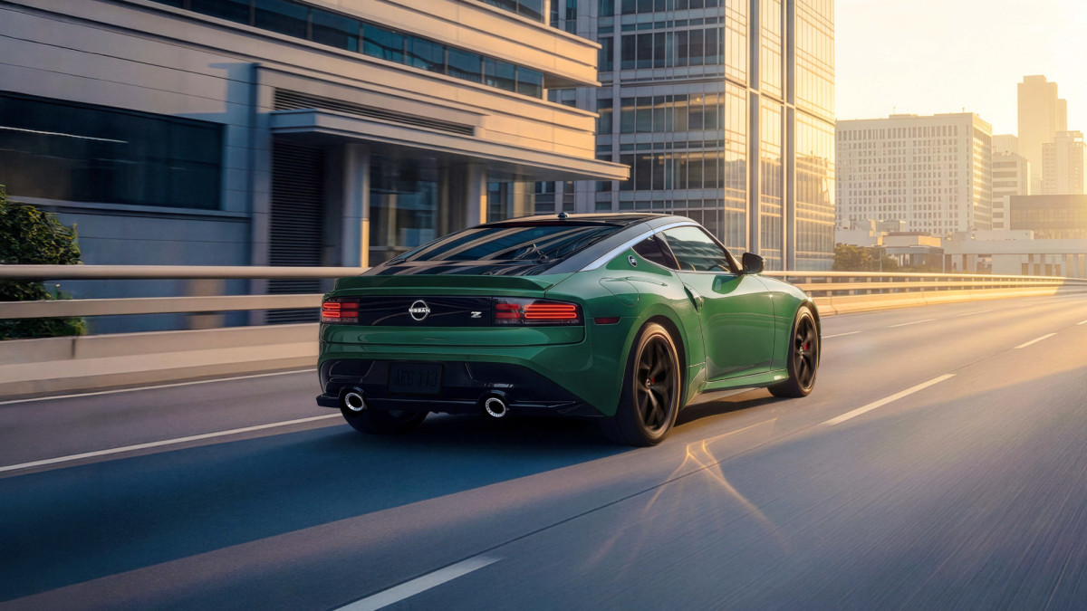 2027 Nissan Z e Manual Z Nismo chegam com novo visual, pintura retrô e atualizações do GT-R