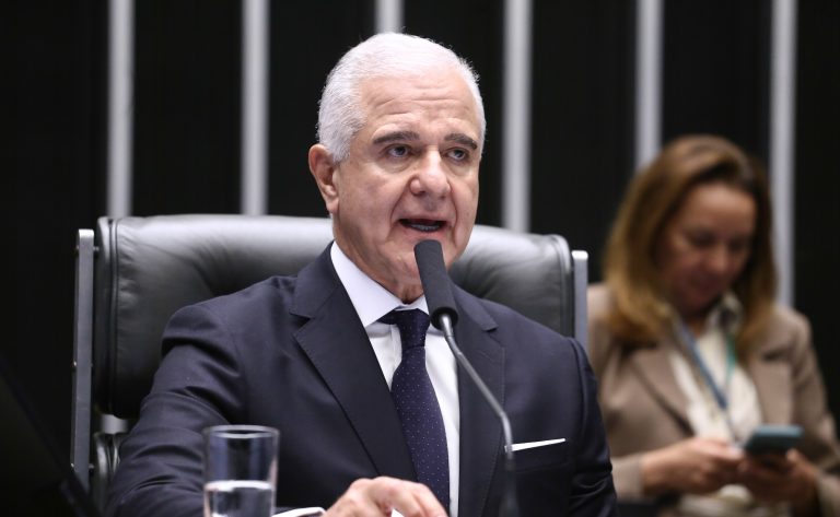 Deputado quer mobilizar estados e instituições contra o combate à pirataria; ouça a entrevista – Notícias