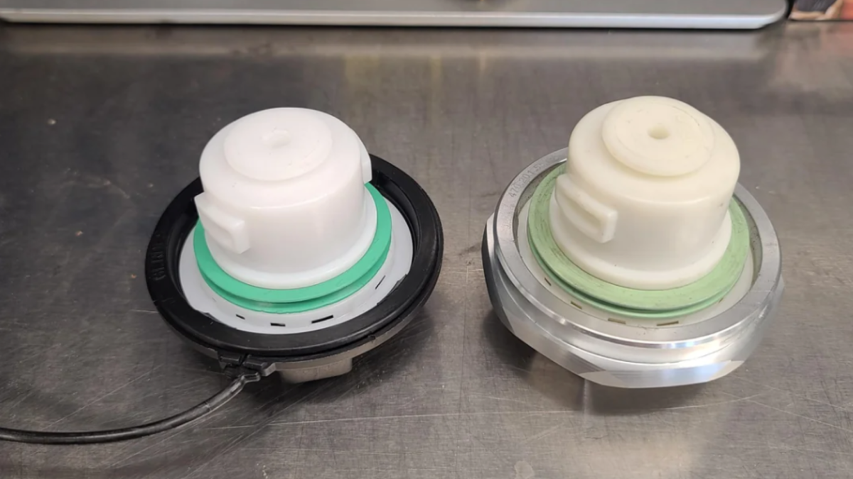 Lamborghini queria US$ 1.300 por uma tampa de combustível – uma peça da Ford consertou por US$ 40